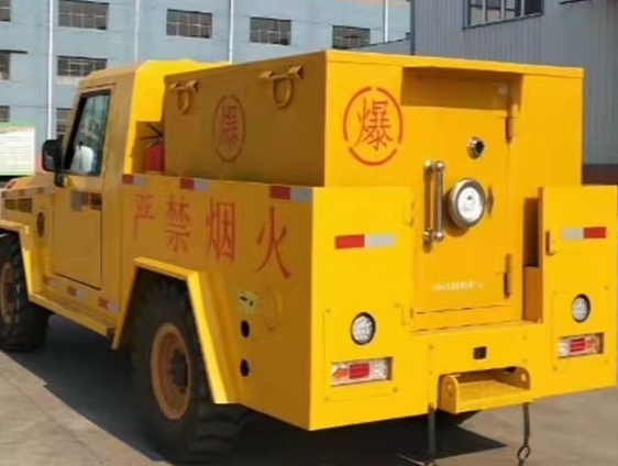 夷陵凯龙爆破器材运输车：保障爆破任务的安全运行